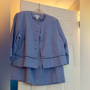 Elegant Blue Women's Blazer